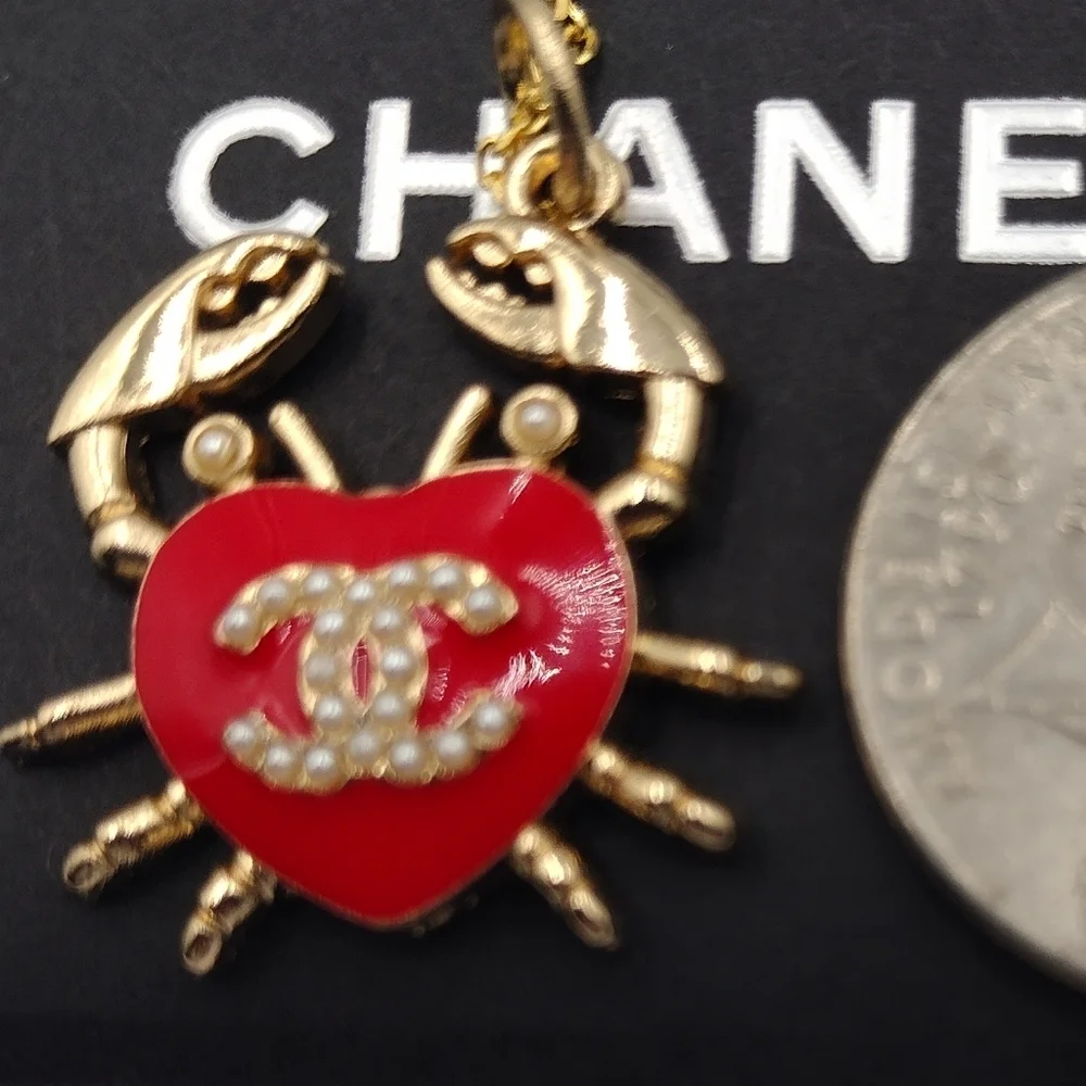 Chanel CC Crab Charn